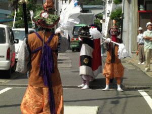 若宮祭渡御　三面獅子舞