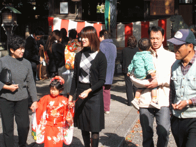 顯國神社の七五三詣