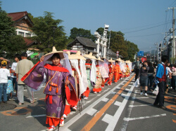 顯國神社秋季例大祭の熊野古道のお渡りを再現「北町区」【和歌山県有田郡湯浅町】