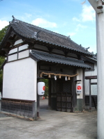 湯浅大宮顯國神社の楼門